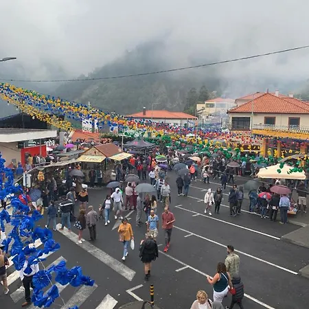 Pinehouse بيت للعطل Curral Das Freiras