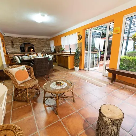 Casa de Férias Pinehouse Curral Das Freiras